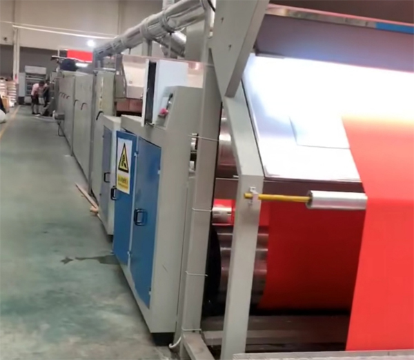 �L�d�����r��������ɫ�r��Ͷ�����a�����gӭ���������β�ُ